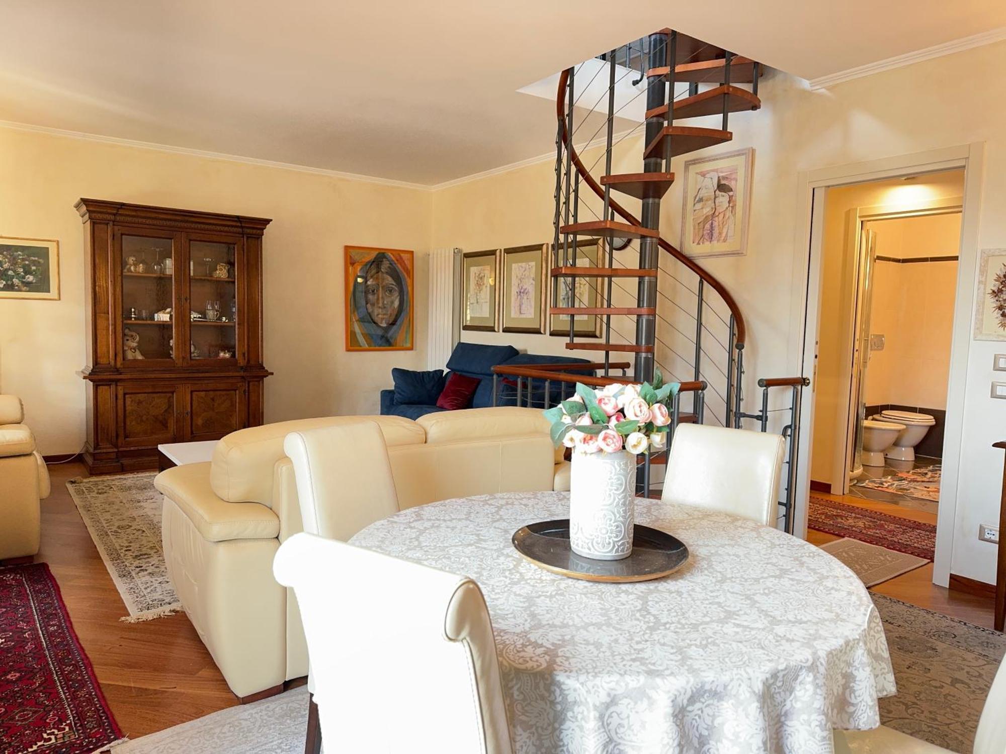 Casa Perfetta Per Grandi Famiglie, Con Jacuzzi Villa Bevera  Bagian luar foto